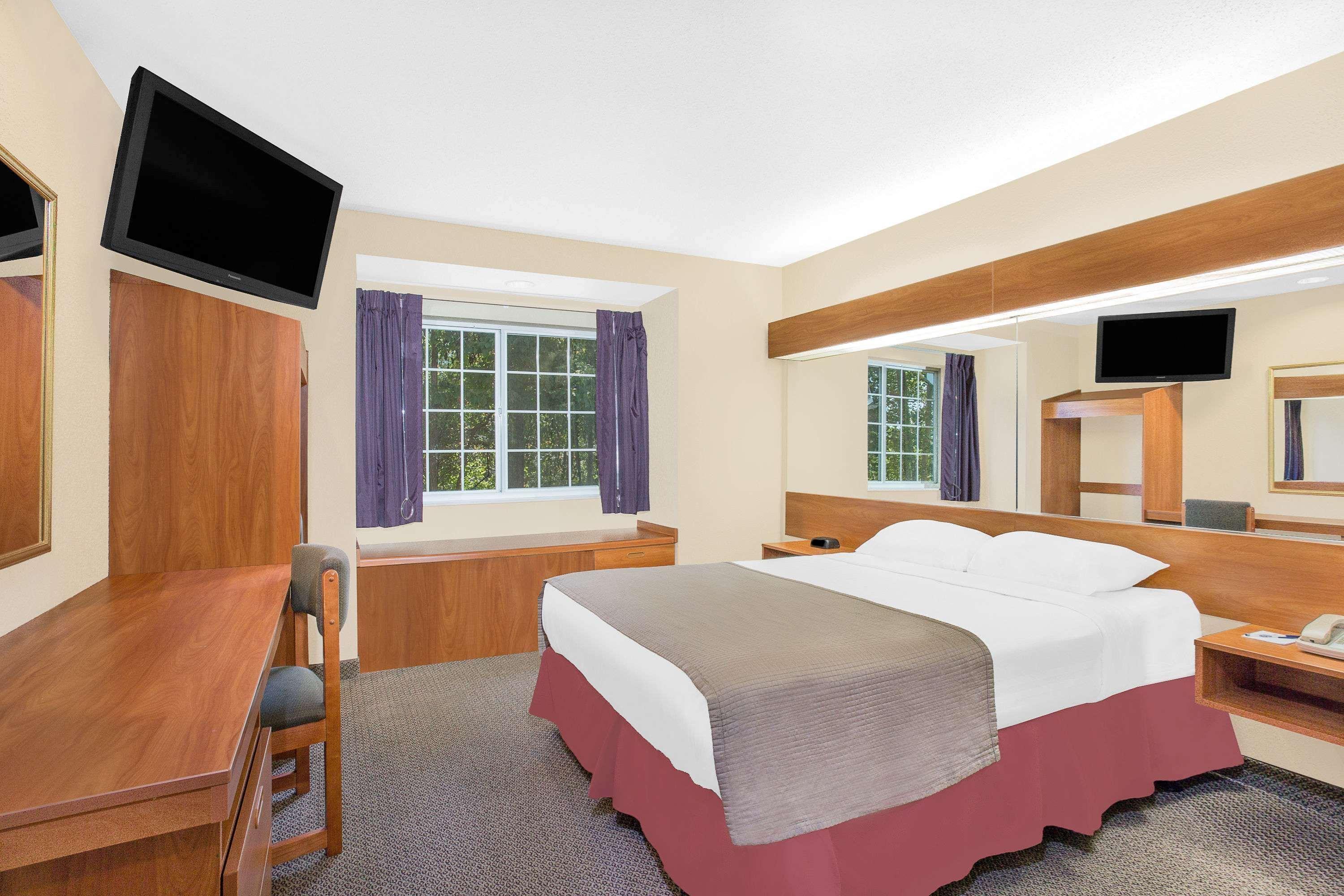 Microtel Inn & Suites Beckley East Εξωτερικό φωτογραφία
