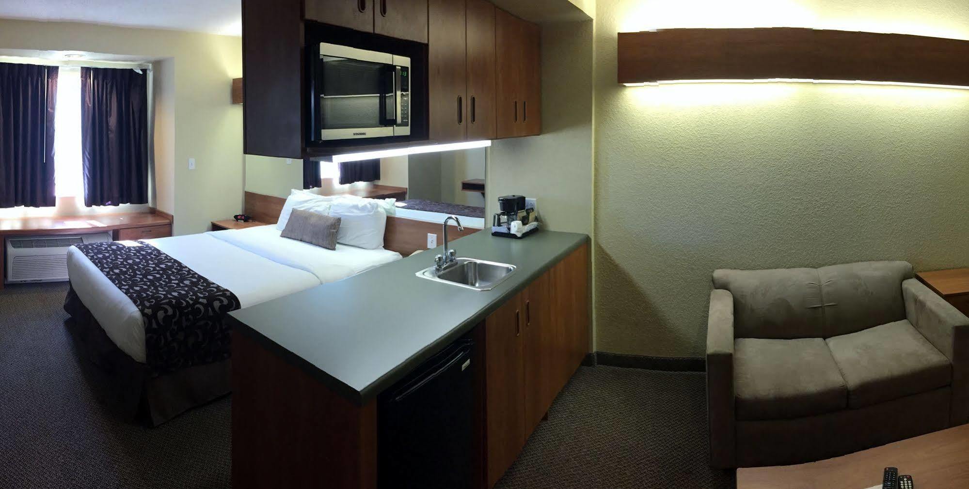 Microtel Inn & Suites Beckley East Εξωτερικό φωτογραφία