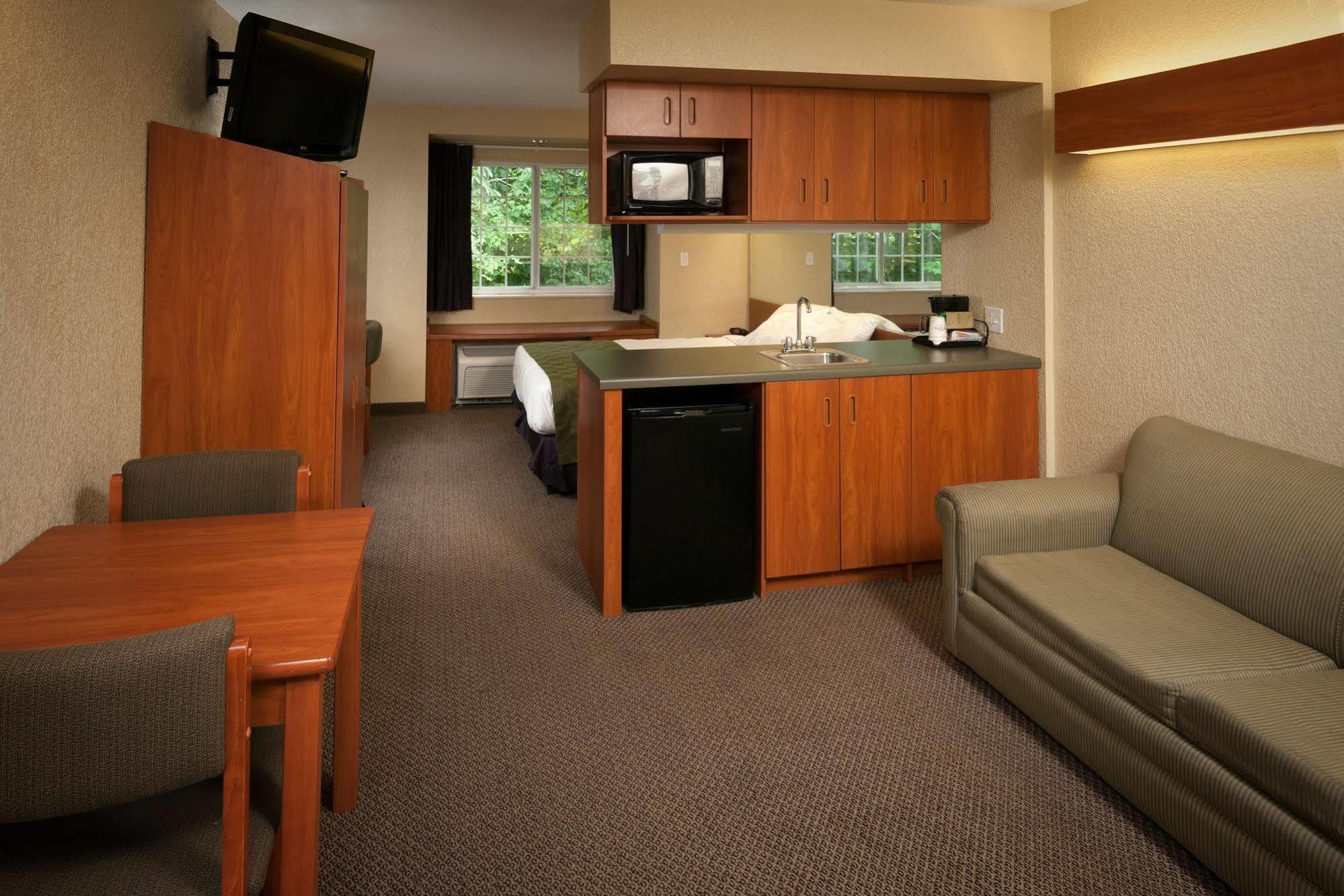 Microtel Inn & Suites Beckley East Εξωτερικό φωτογραφία
